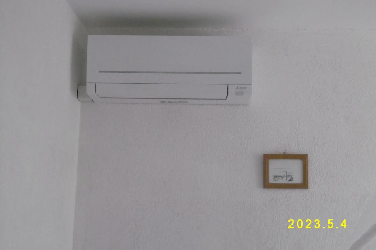 Rez De Chaussee Studio Climatise Dans Villa Aigues-Mortes Kültér fotó